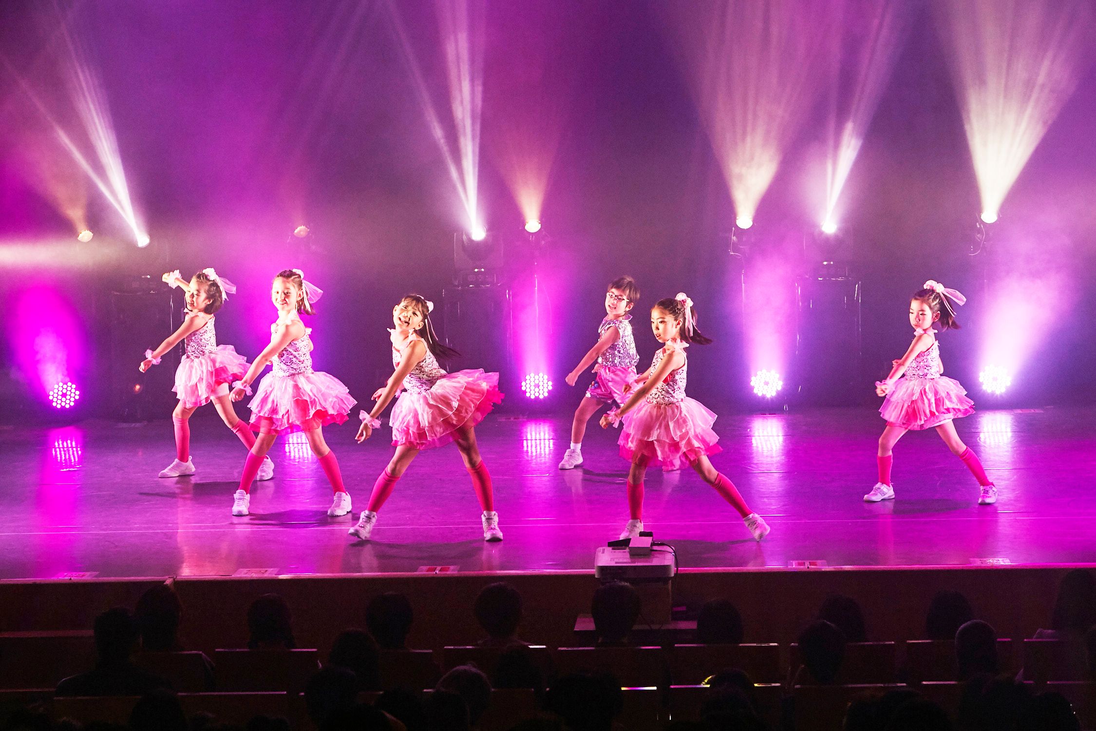 テーマパークダンスのイメージ