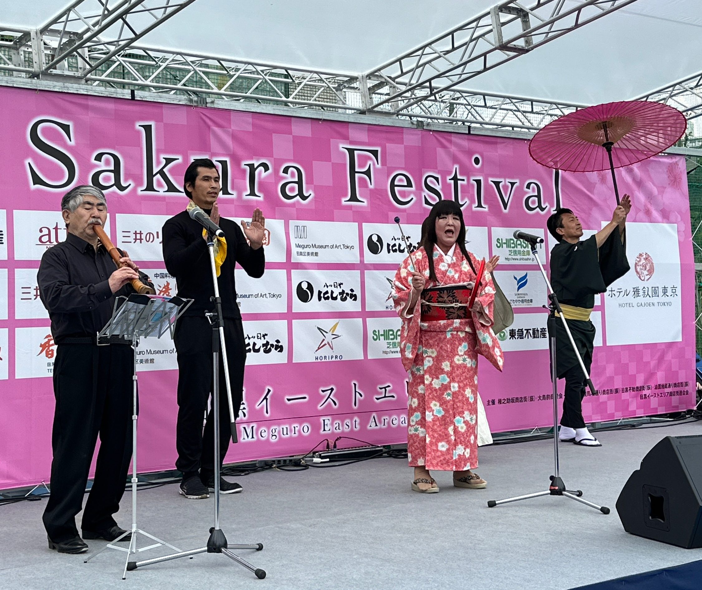若々しさを保つための 声のレッスンのイメージ